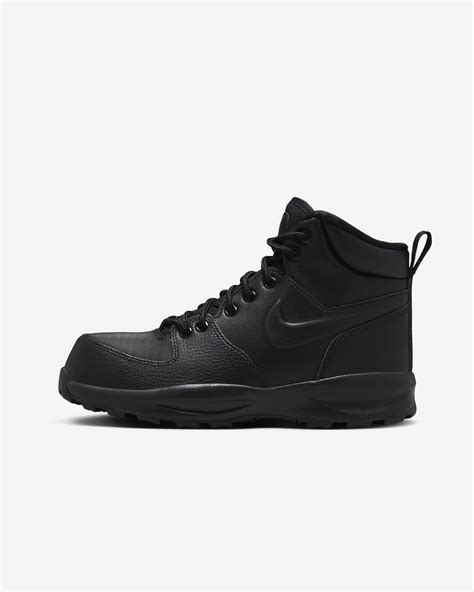 nike stiefel für damen